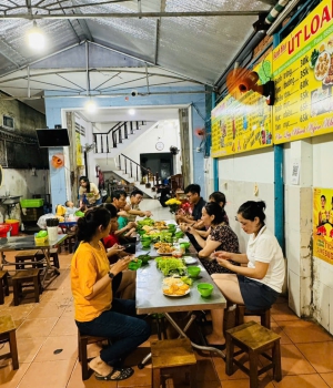 ĐẠI GIA ĐÌNH KHÁCH HÀNG 